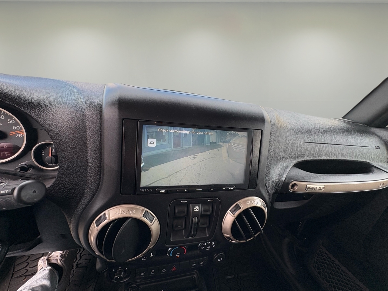 Jeep Wrangler Unlimited  2016