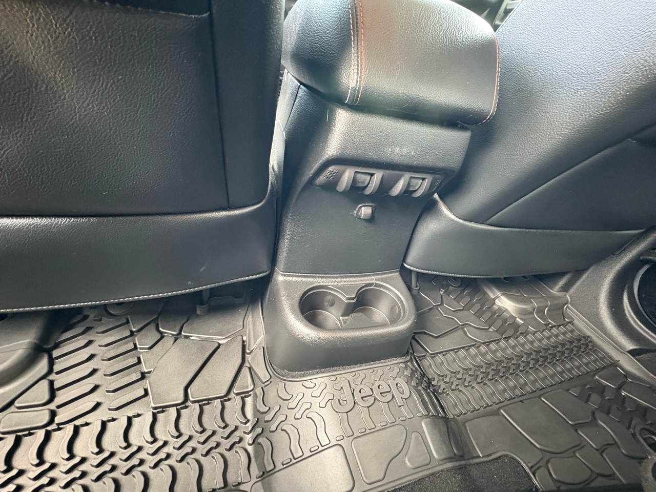 Jeep Wrangler Unlimited  2016