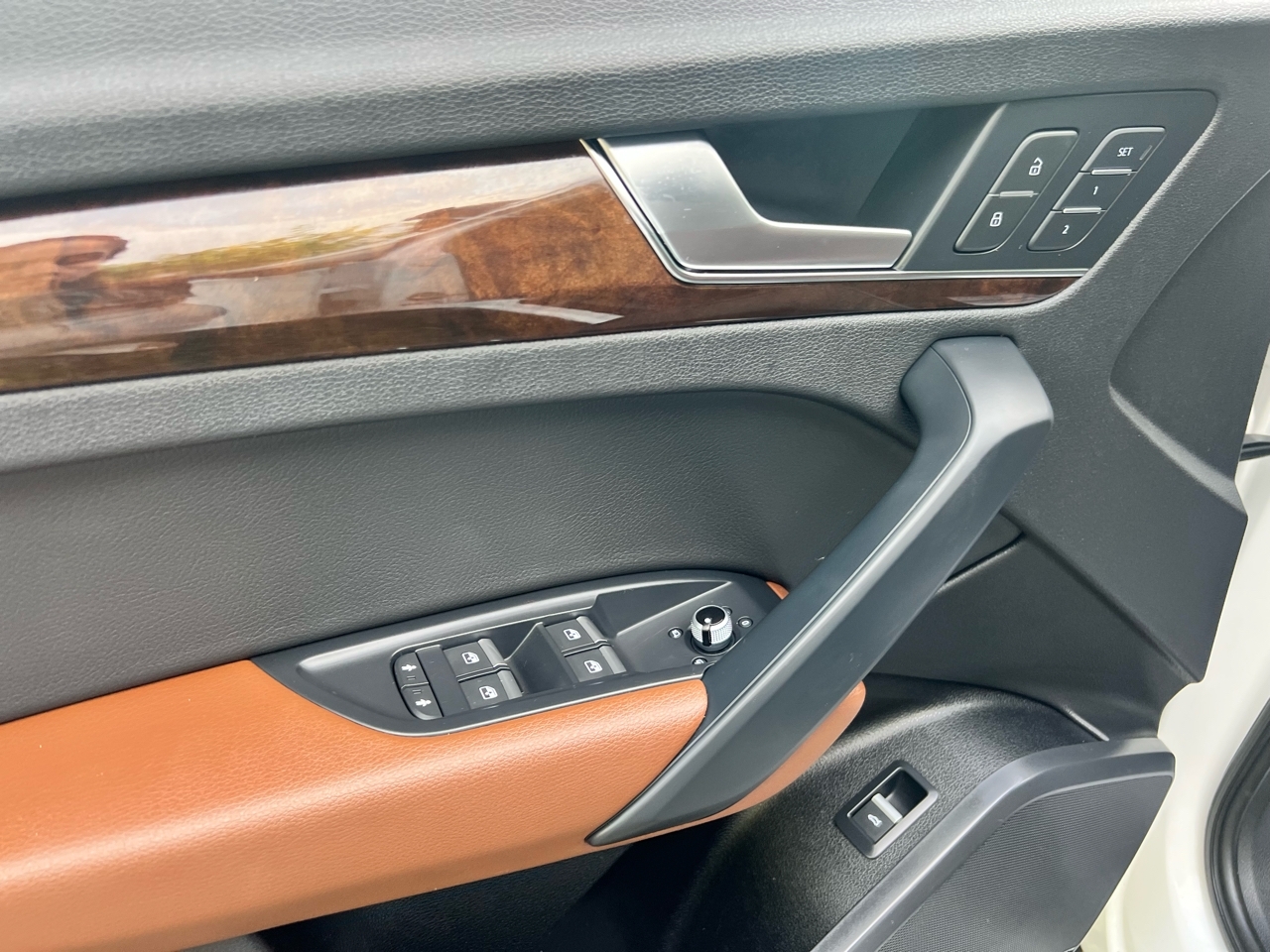 Audi Q5 Premium 45 TFSI quattro 2020 Audi Q5 Premium 45 TFSI quattro 2020