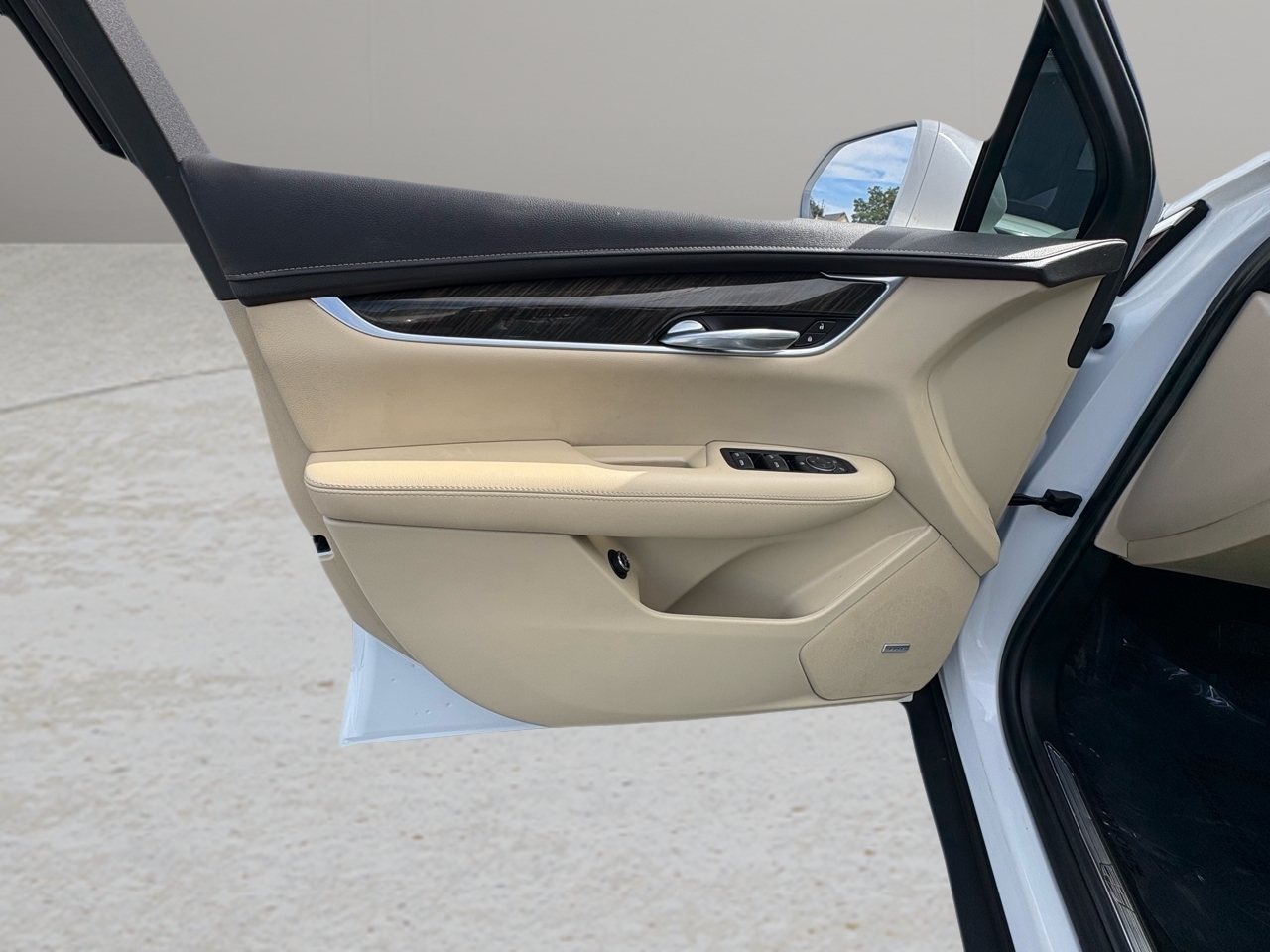 Cadillac XT5 AWD 4dr 2018 Cadillac XT5 AWD 4dr 2018