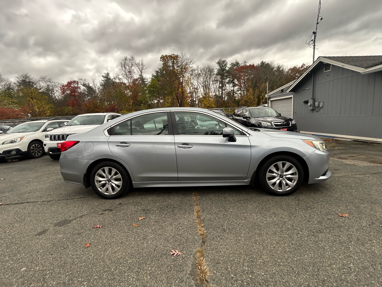 Subaru Legacy 4dr Sdn 2.5i Premium PZEV 2015 Subaru Legacy 4dr Sdn 2.5i Premium PZEV 2015