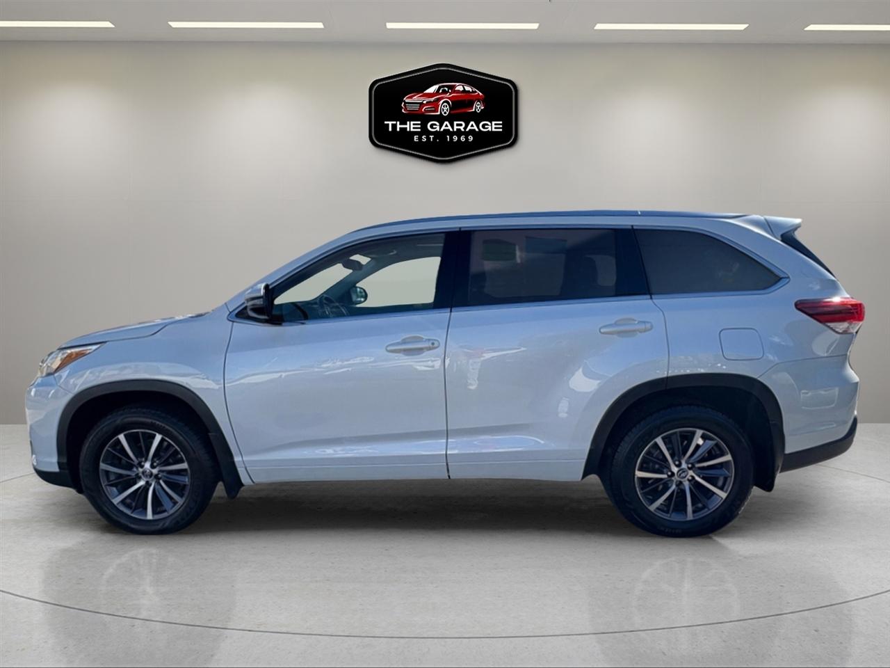 Toyota Highlander XLE V6 AWD (Natl) 2018