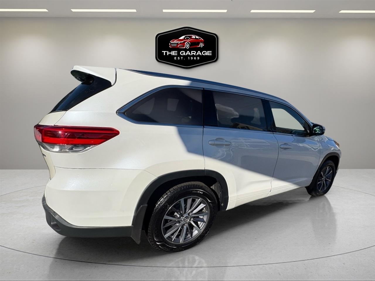 Toyota Highlander XLE V6 AWD (Natl) 2018