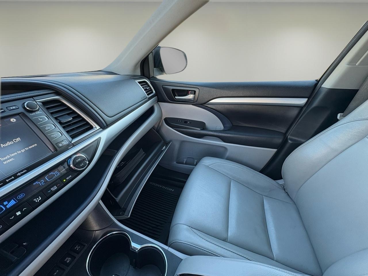 Toyota Highlander XLE V6 AWD (Natl) 2018