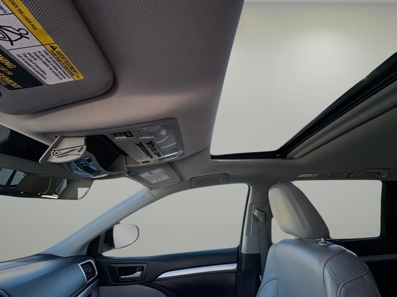 Toyota Highlander XLE V6 AWD (Natl) 2018