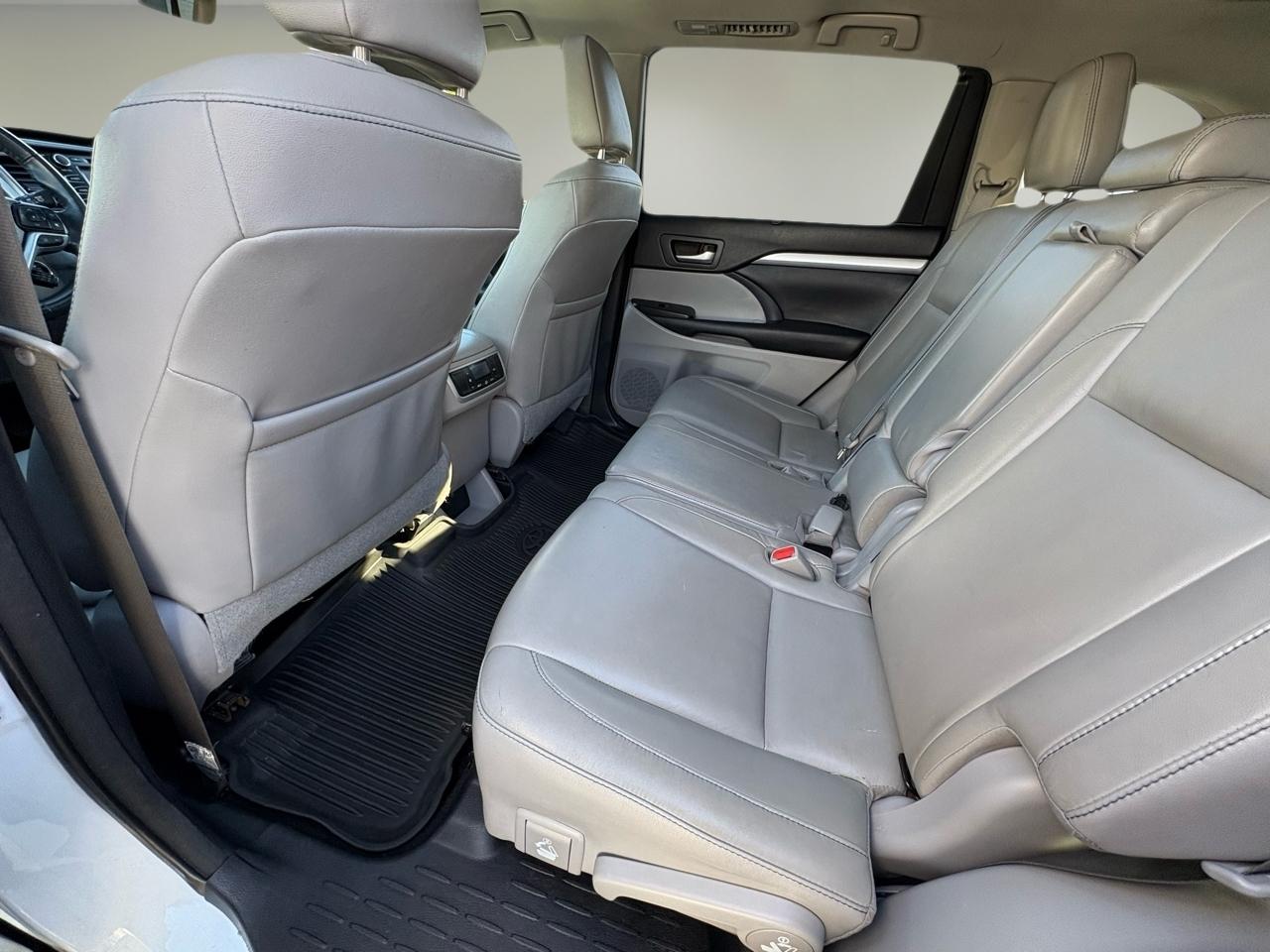 Toyota Highlander XLE V6 AWD (Natl) 2018