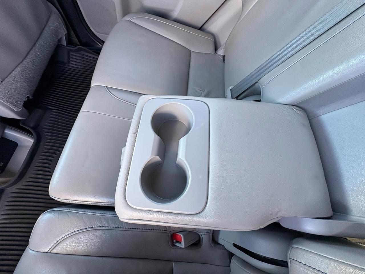 Toyota Highlander XLE V6 AWD (Natl) 2018