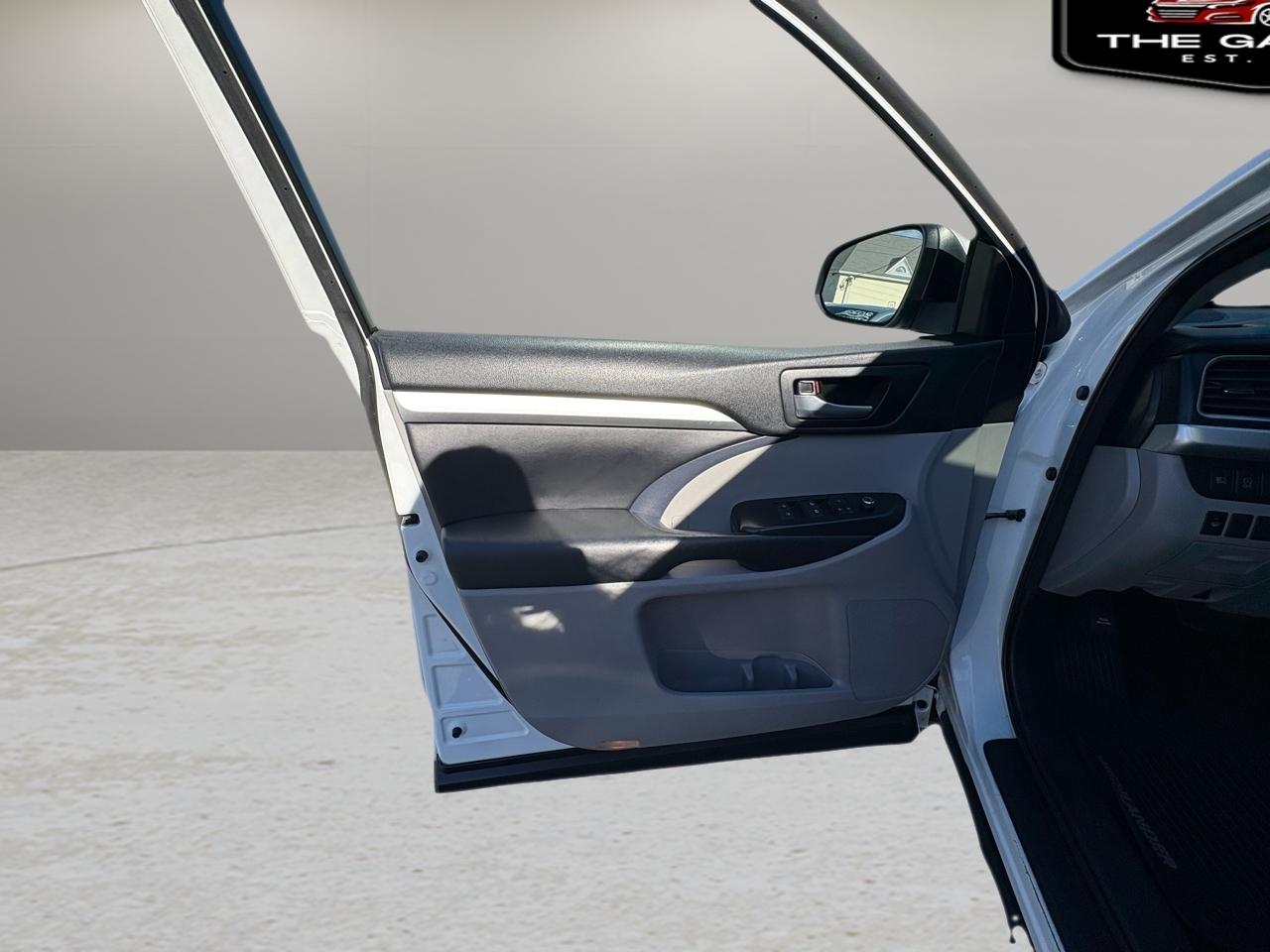 Toyota Highlander XLE V6 AWD (Natl) 2018