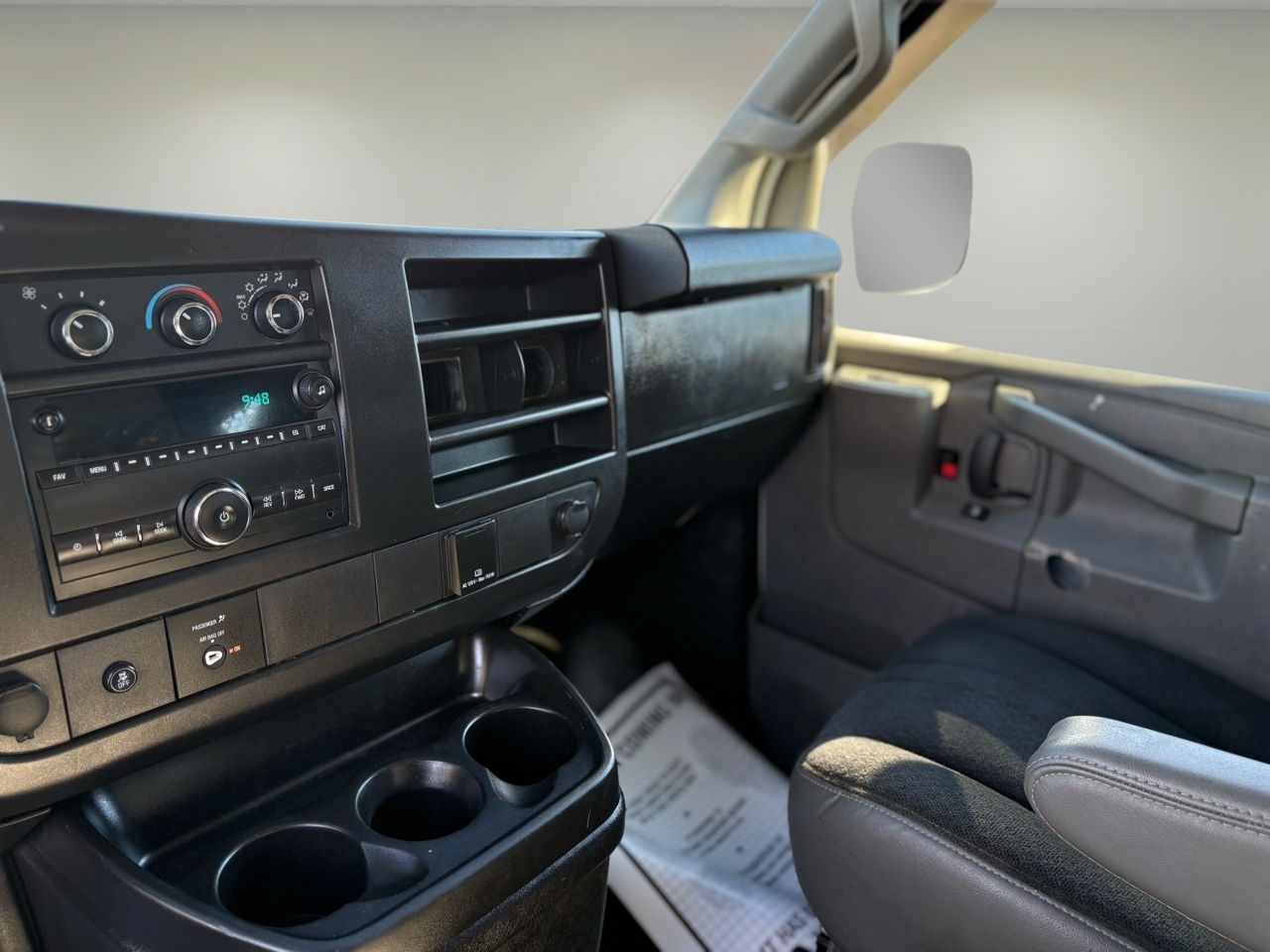 GMC Savana Cargo Van  2019