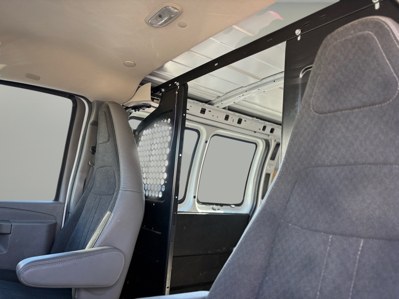 GMC Savana Cargo Van  2019