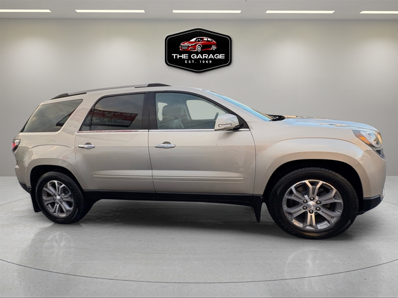 GMC Acadia AWD 4dr SLT w/SLT-1 2016