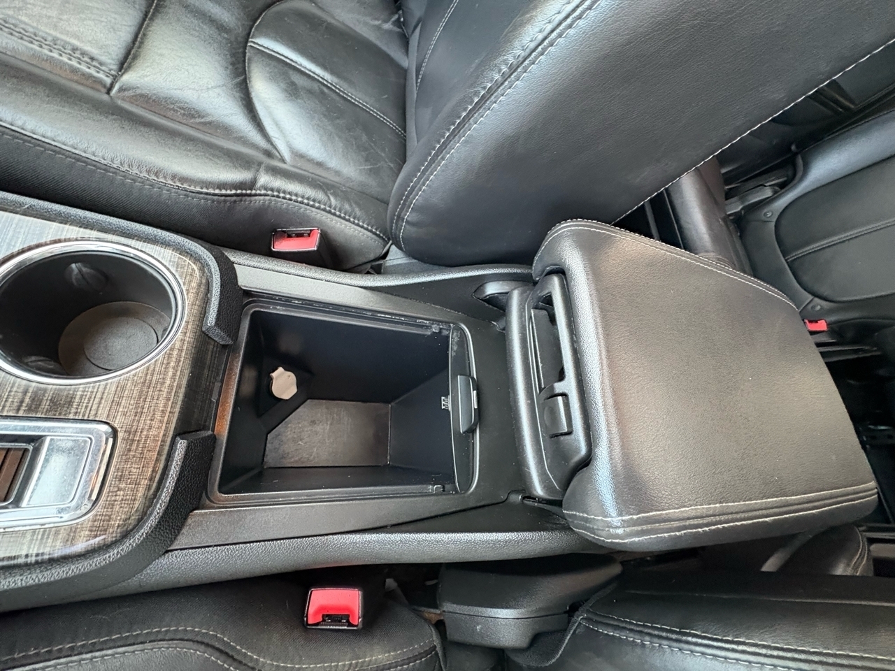 GMC Acadia AWD 4dr SLT w/SLT-1 2016