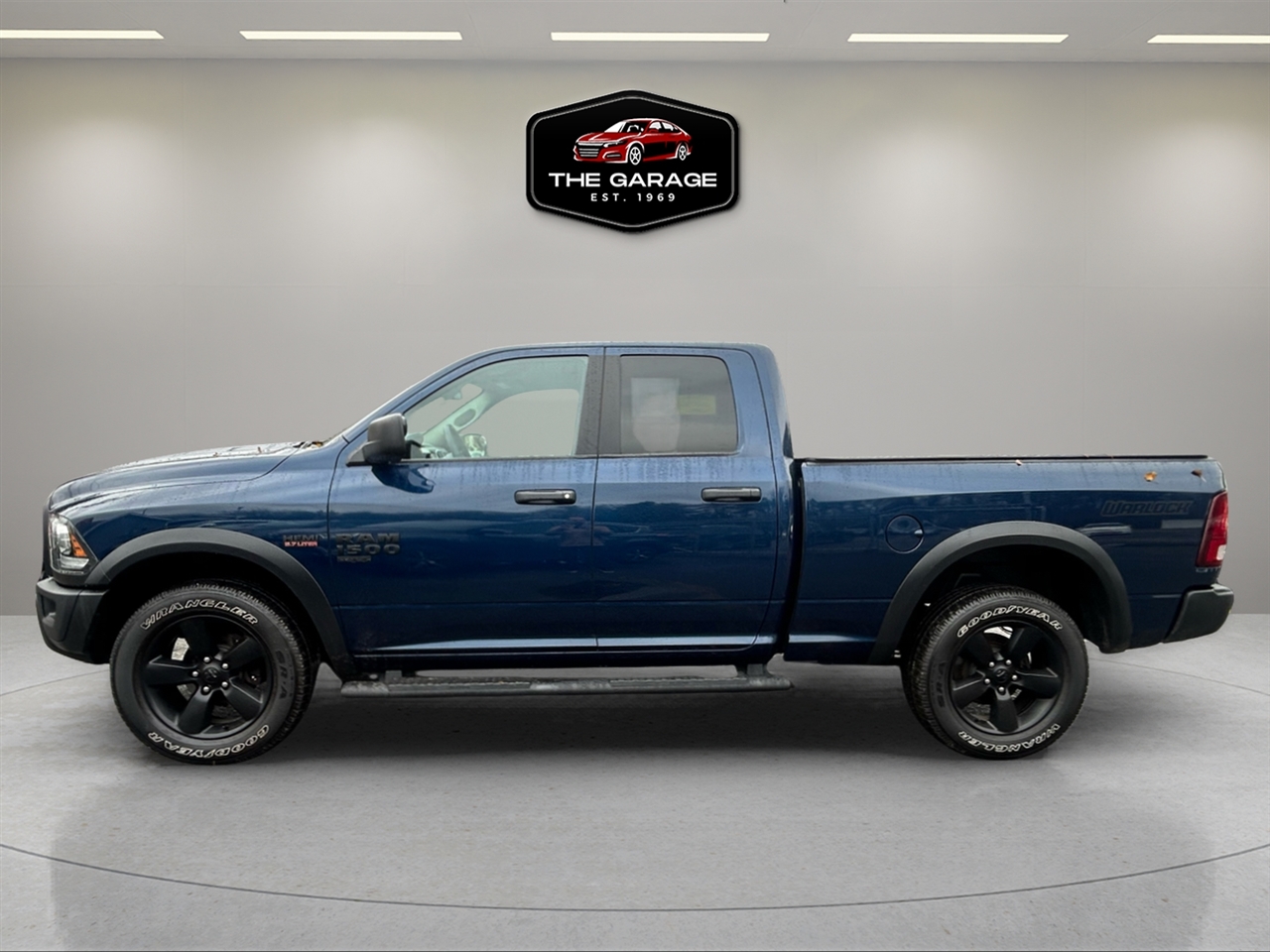 2020 Ram 1500 Classic Warlock photo 2