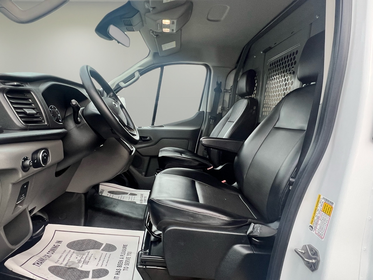 Ford Transit Cargo Van T-250 130" Low Rf 9070 GVWR RWD 2021