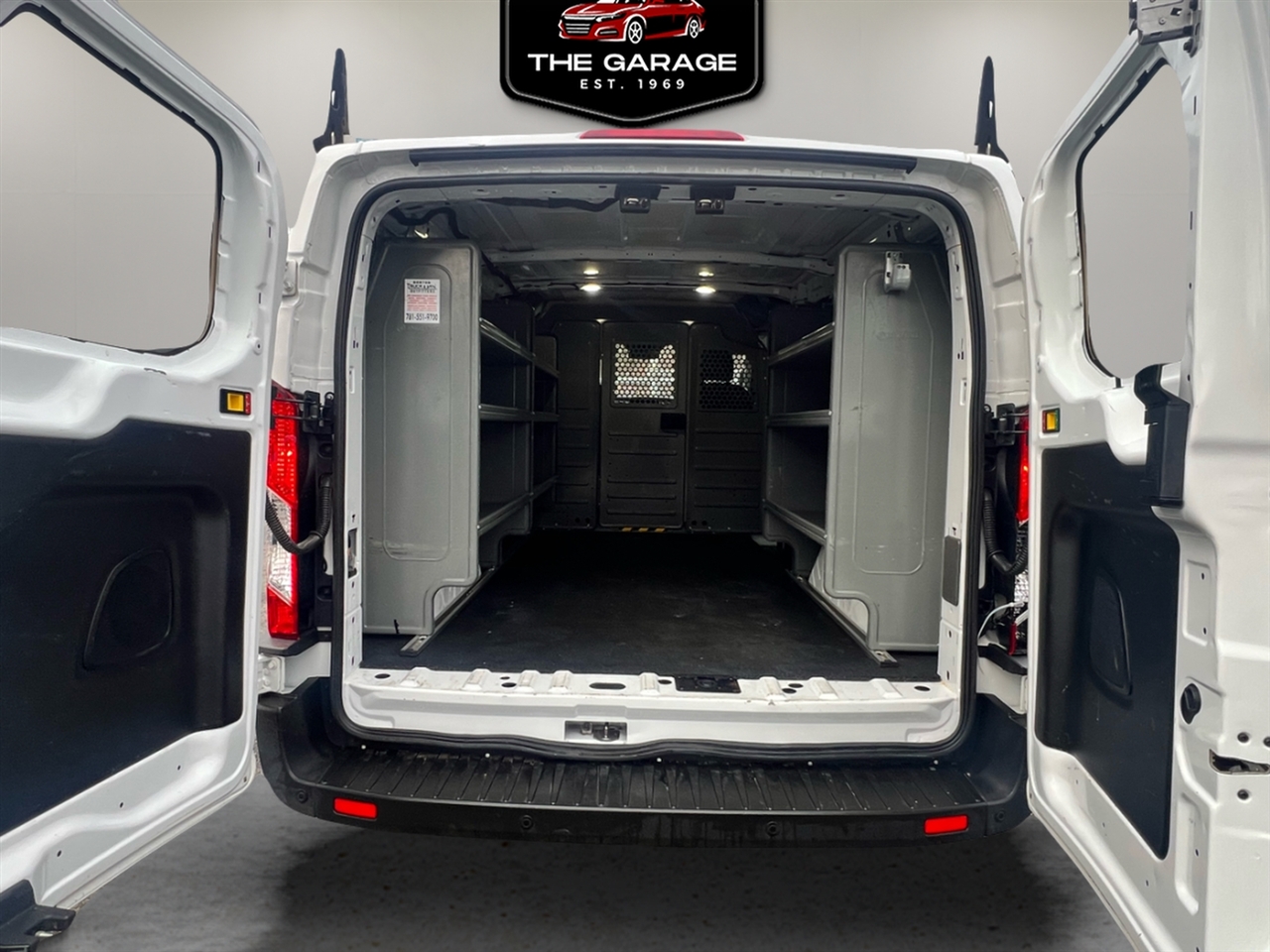 Ford Transit Cargo Van T-250 130" Low Rf 9070 GVWR RWD 2021