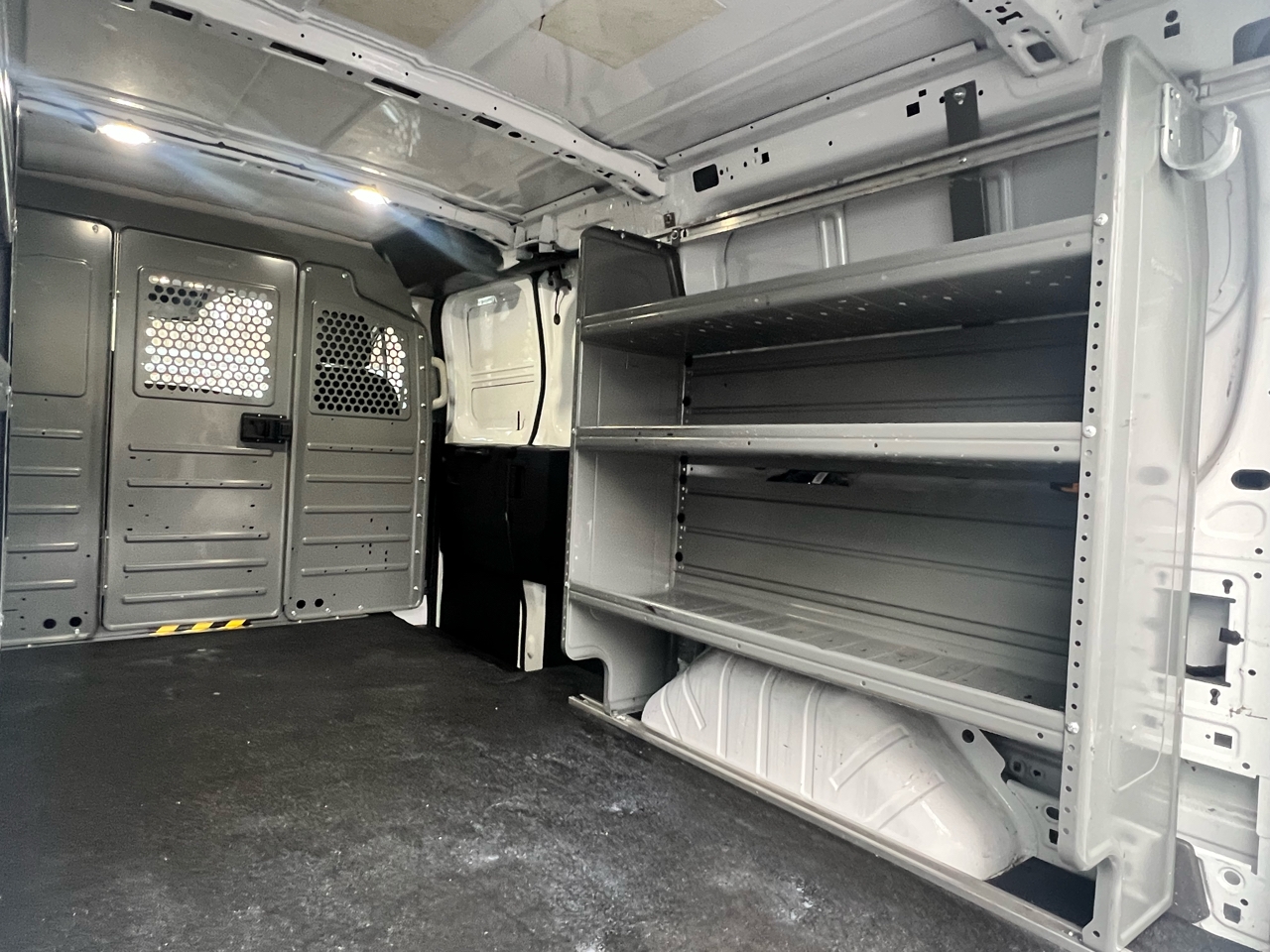 Ford Transit Cargo Van T-250 130" Low Rf 9070 GVWR RWD 2021