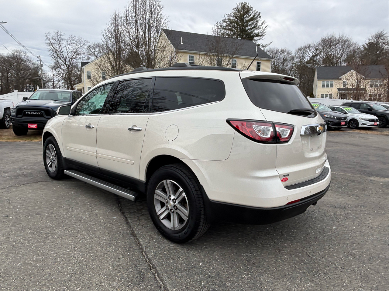 Chevrolet Traverse AWD 4dr LT w/2LT 2015