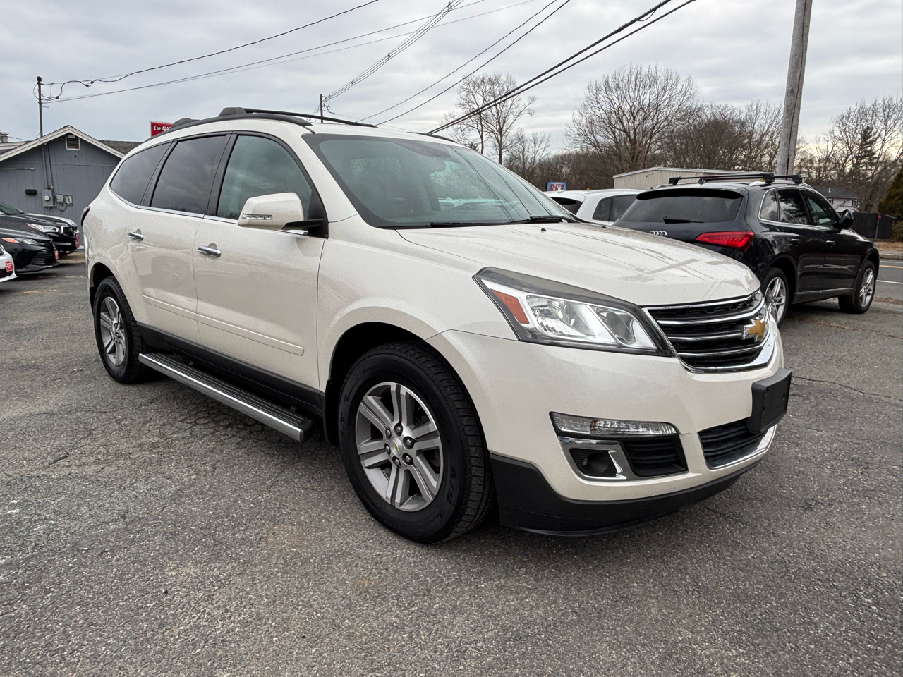 Chevrolet Traverse AWD 4dr LT w/2LT 2015