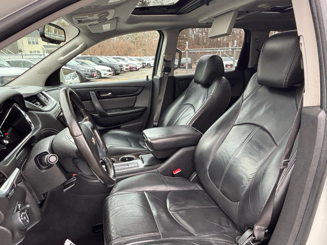 Chevrolet Traverse AWD 4dr LT w/2LT 2015