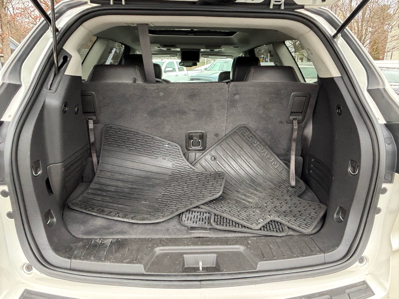 Chevrolet Traverse AWD 4dr LT w/2LT 2015