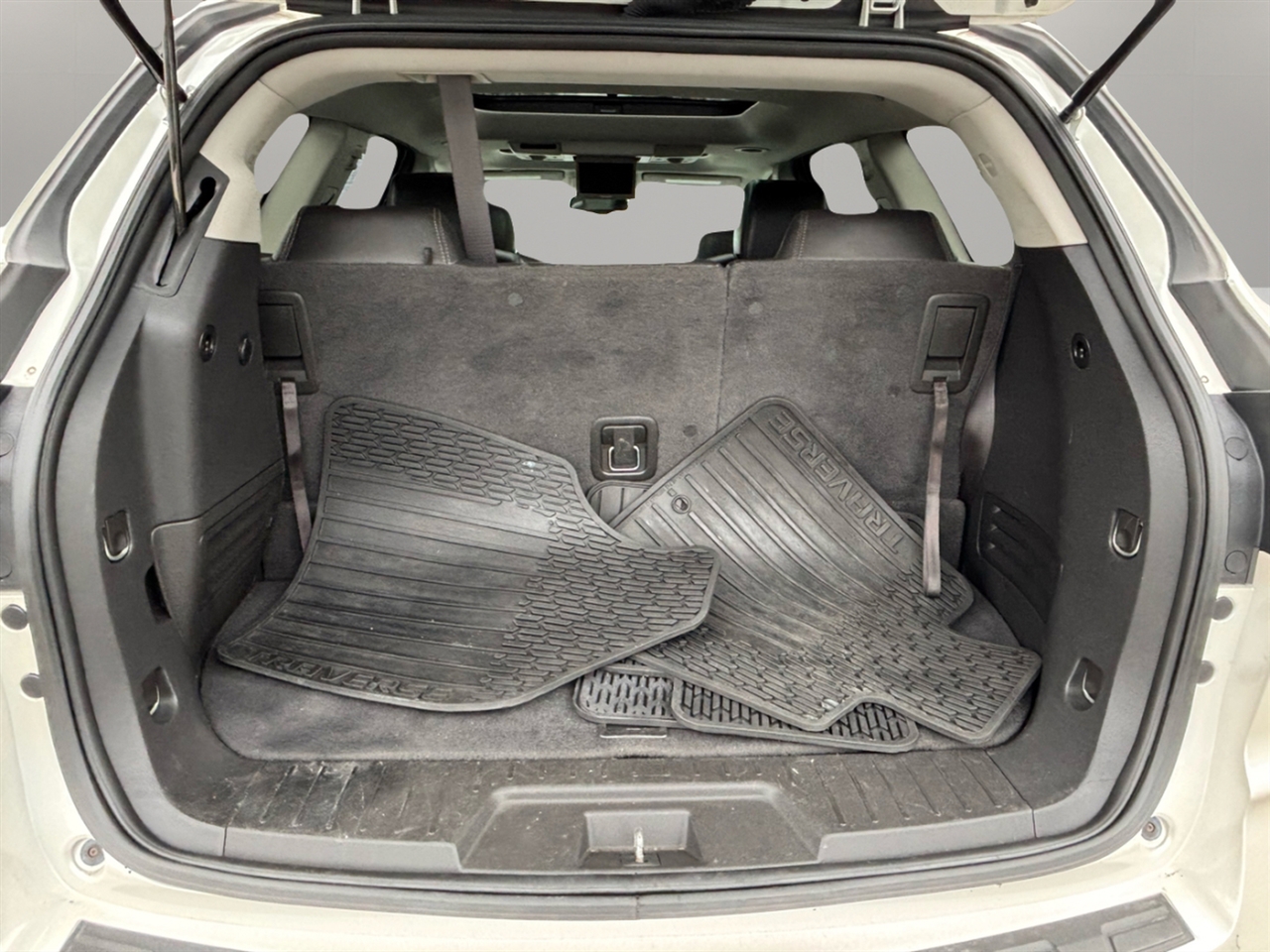 Chevrolet Traverse AWD 4dr LT w/2LT 2015