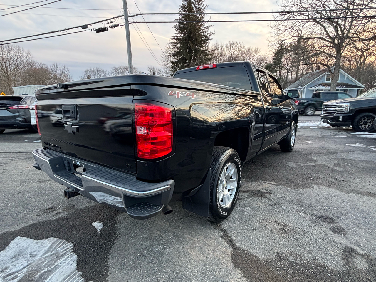 Chevrolet Silverado 1500 4WD Double Cab 143.5" LT w/1LT 2015