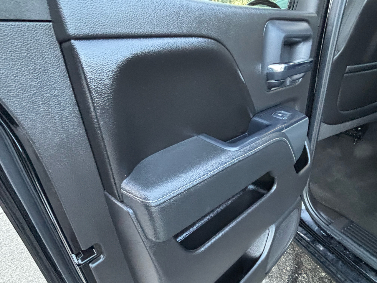 Chevrolet Silverado 1500 4WD Double Cab 143.5" LT w/1LT 2015