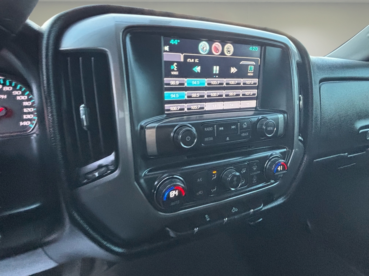 Chevrolet Silverado 1500 4WD Double Cab 143.5" LT w/1LT 2015