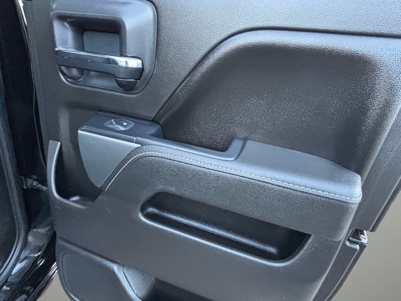 Chevrolet Silverado 1500 4WD Double Cab 143.5" LT w/1LT 2015