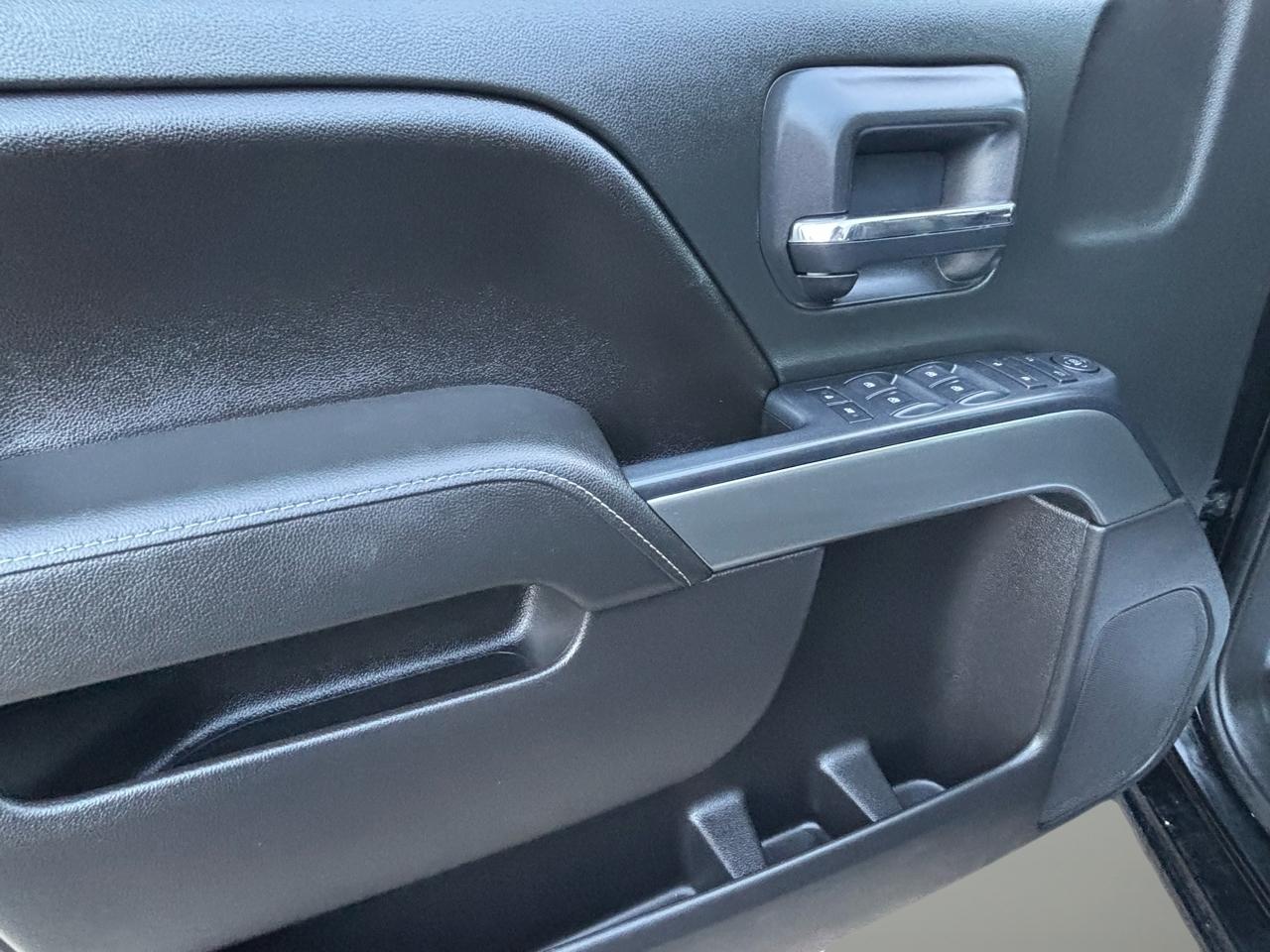 Chevrolet Silverado 1500 4WD Double Cab 143.5" LT w/1LT 2015