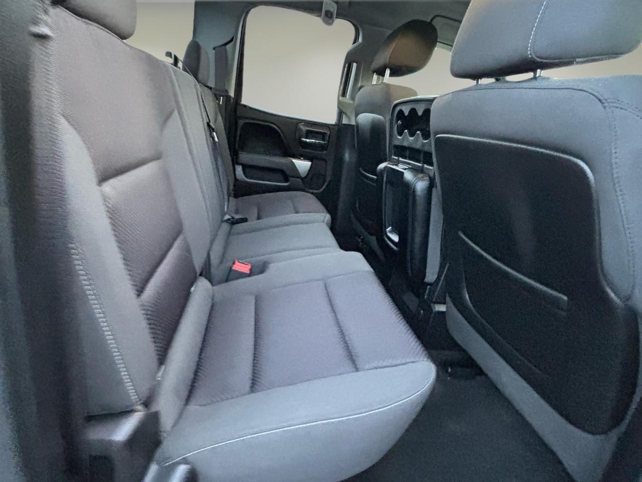 Chevrolet Silverado 1500 4WD Double Cab 143.5" LT w/1LT 2015