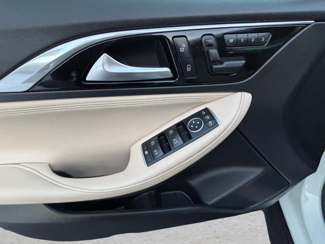 Infiniti QX30 Premium AWD 2018