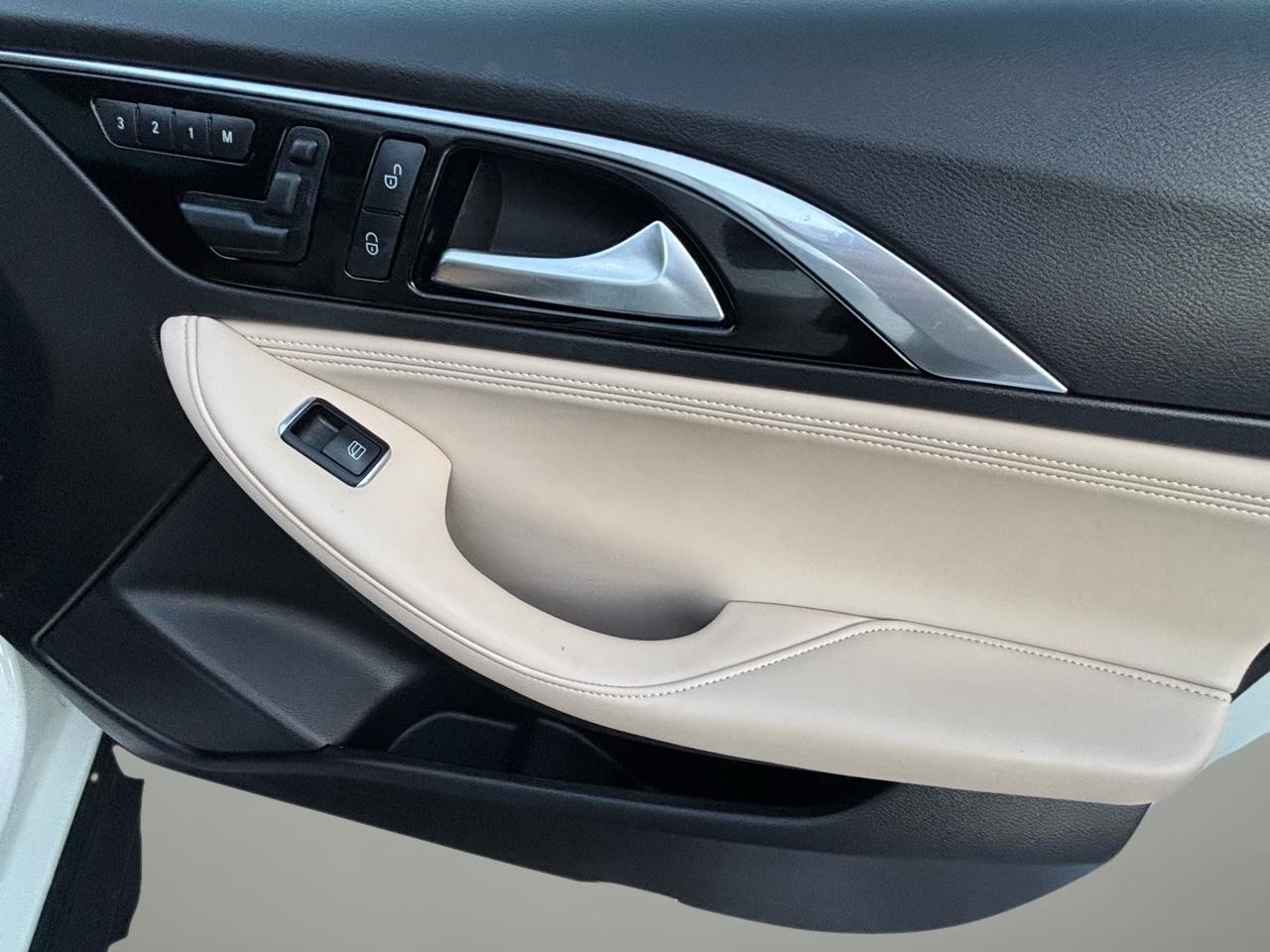 Infiniti QX30 Premium AWD 2018