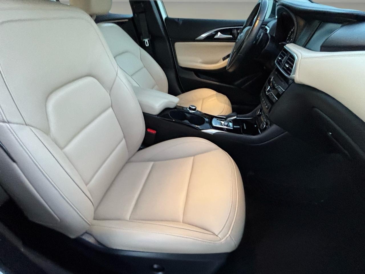 Infiniti QX30 Premium AWD 2018