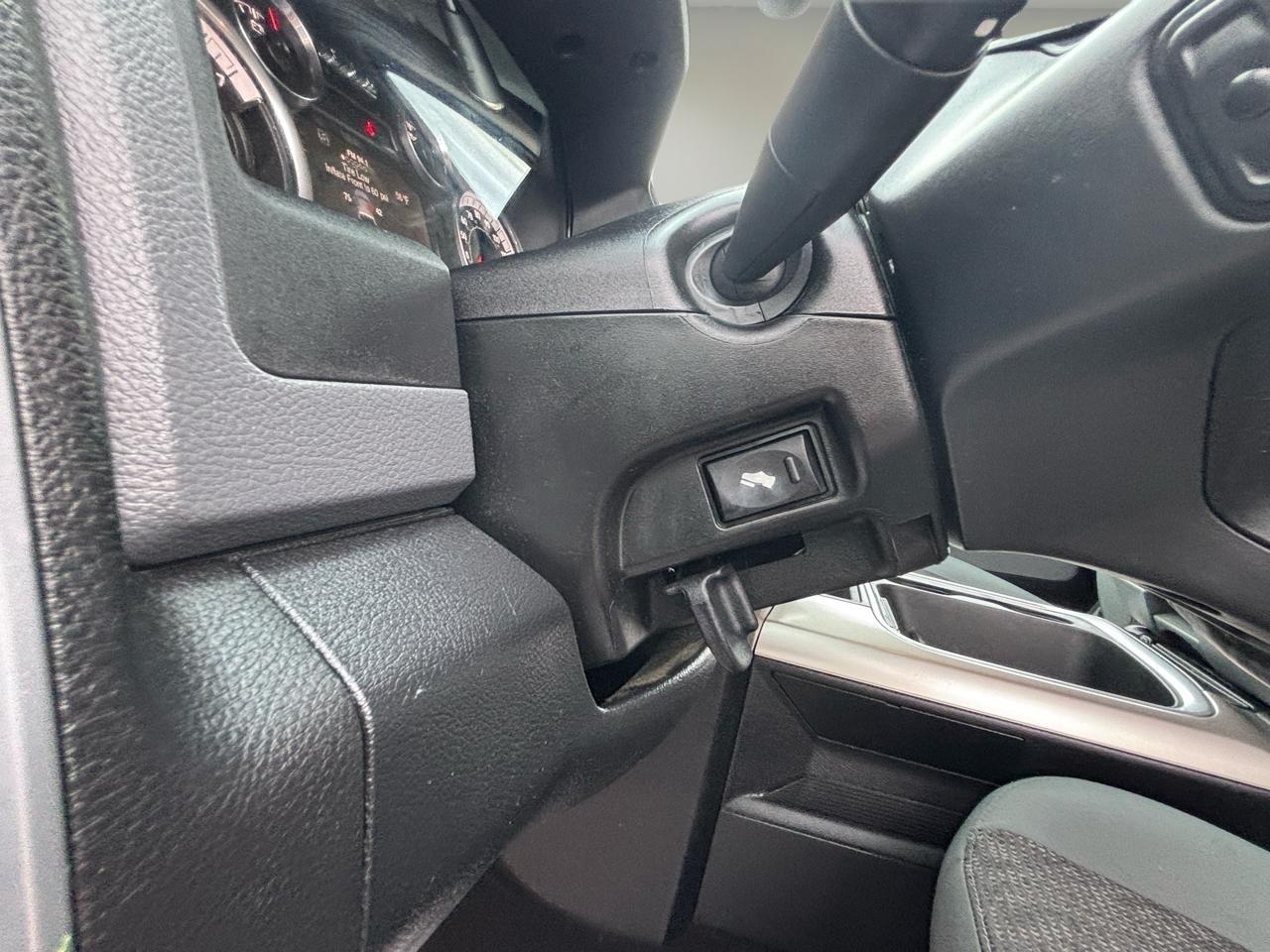 RAM 2500 4WD Mega Cab 160.5" Big Horn 2016