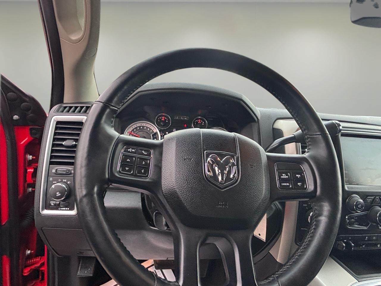 RAM 2500 4WD Mega Cab 160.5" Big Horn 2016