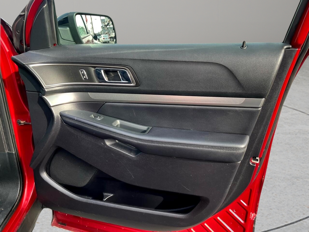 Ford Explorer XLT 4WD 2018