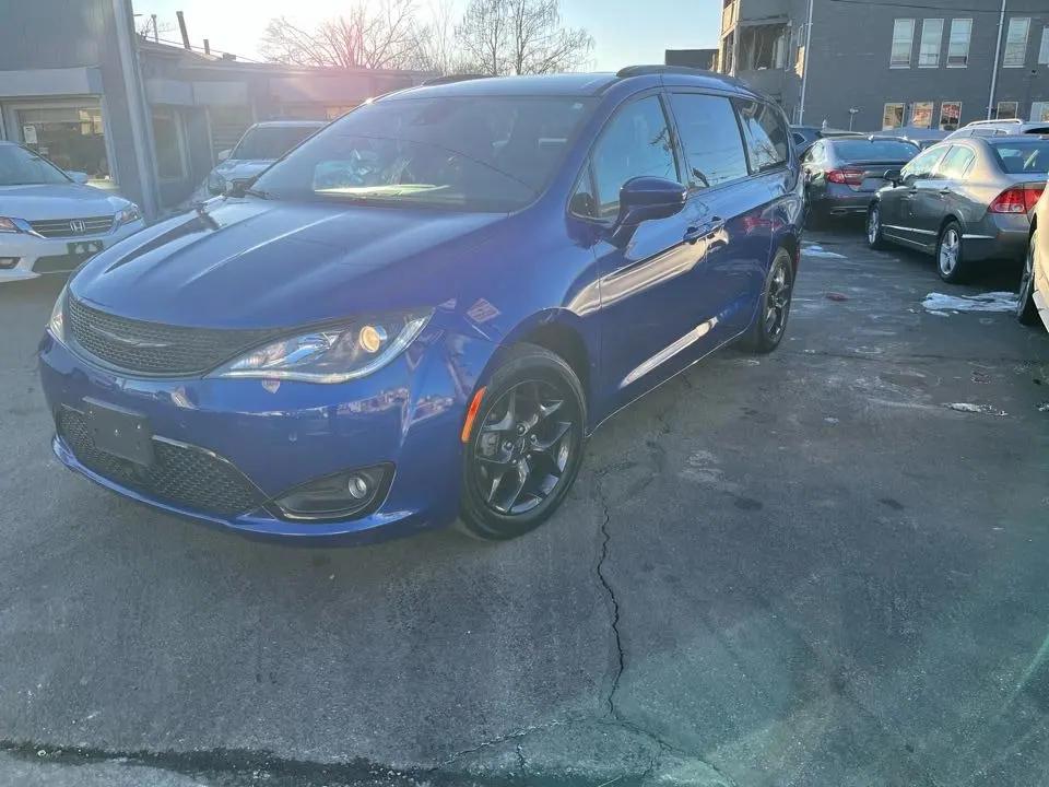 Chrysler Pacifica Touring L Plus 2019