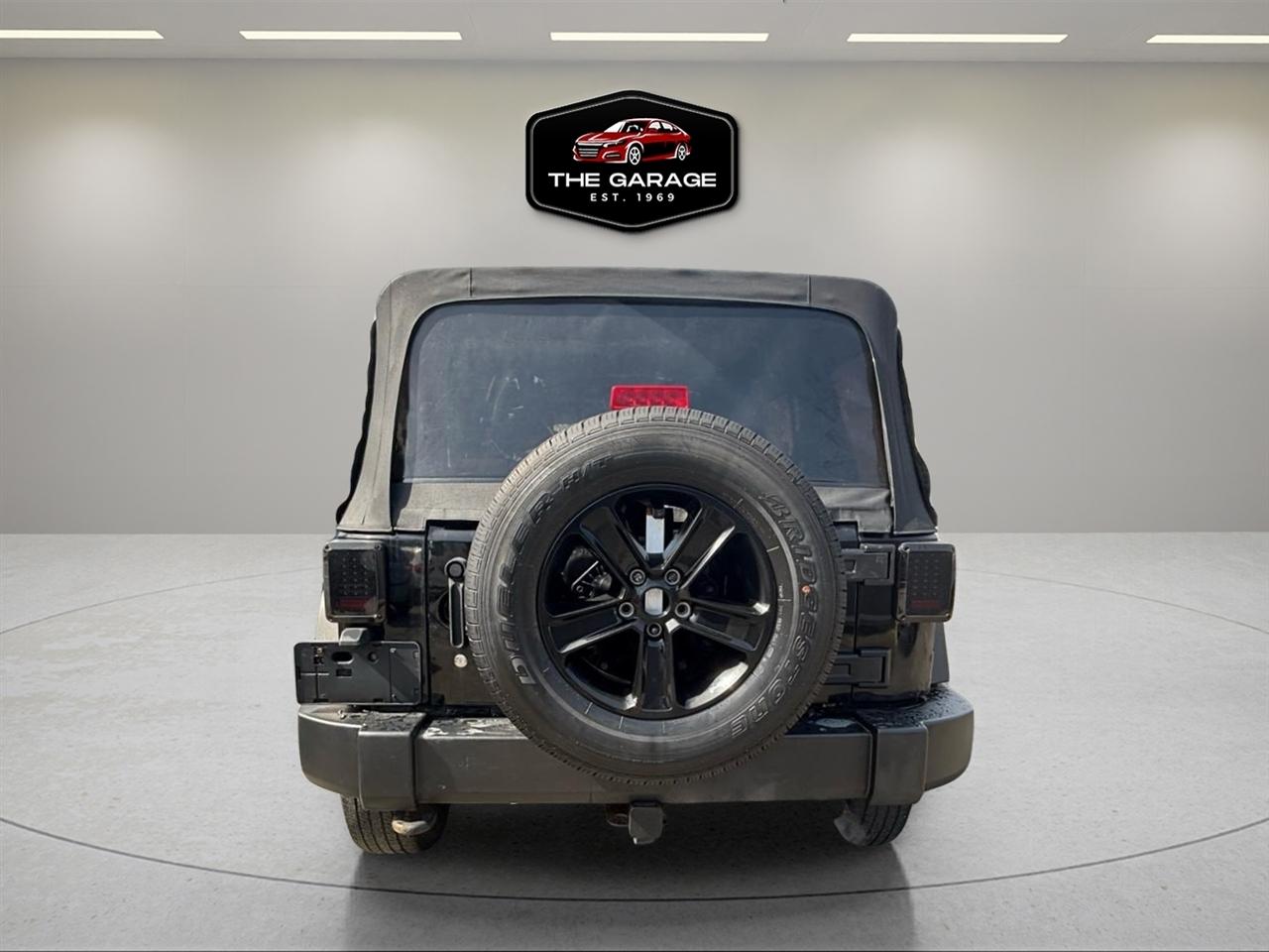 Jeep Wrangler Unlimited 4WD 4dr X 2009