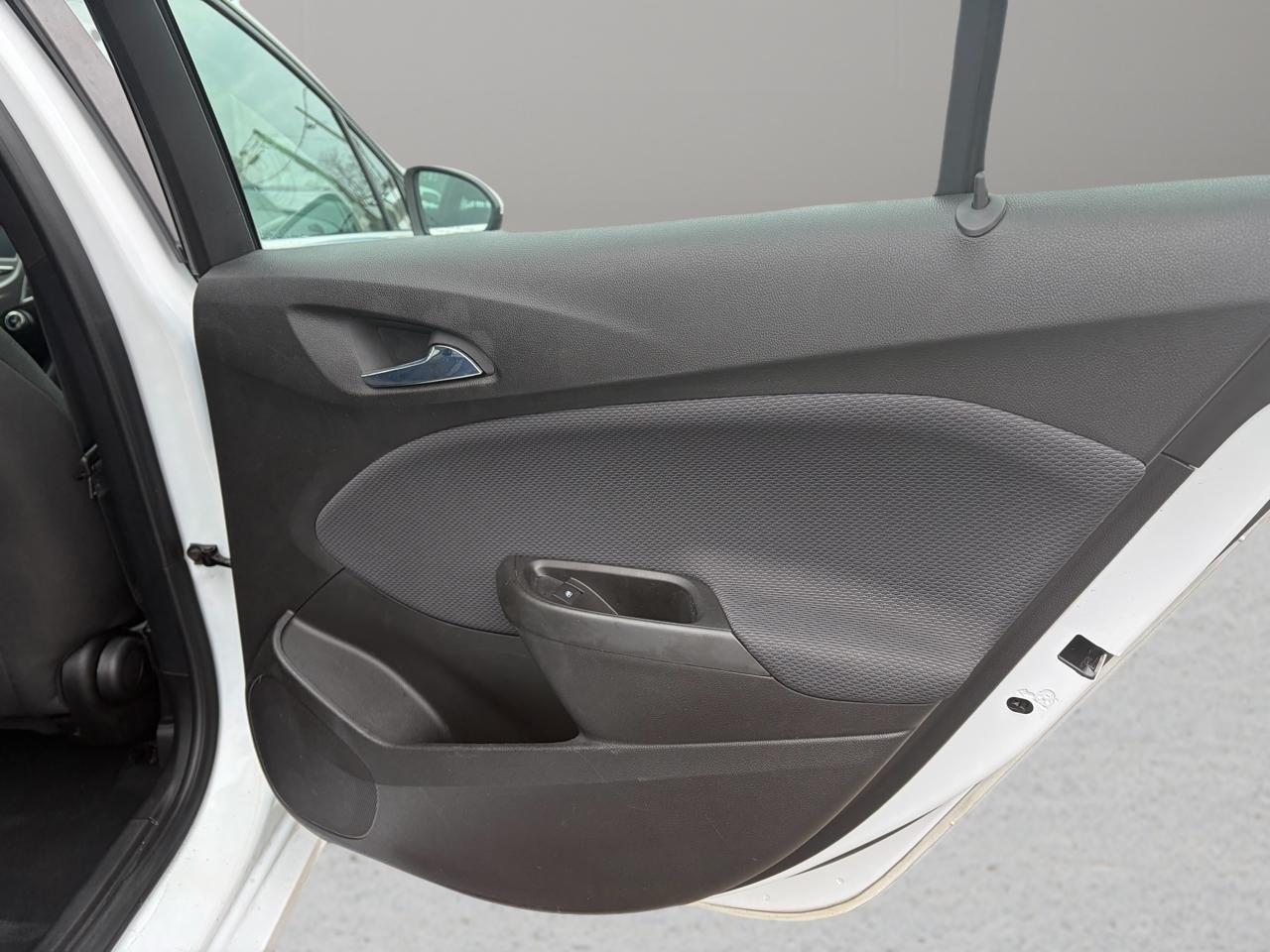 Chevrolet Cruze 4dr Sdn 1.4L LT w/1SD 2018