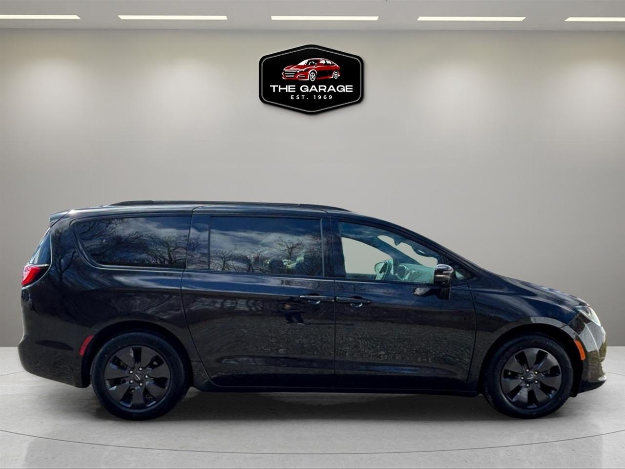 Chrysler Pacifica  2019