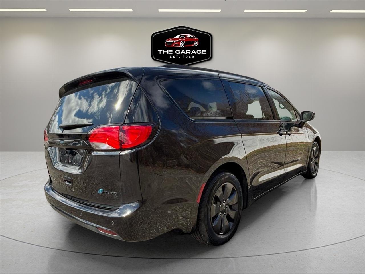 Chrysler Pacifica  2019