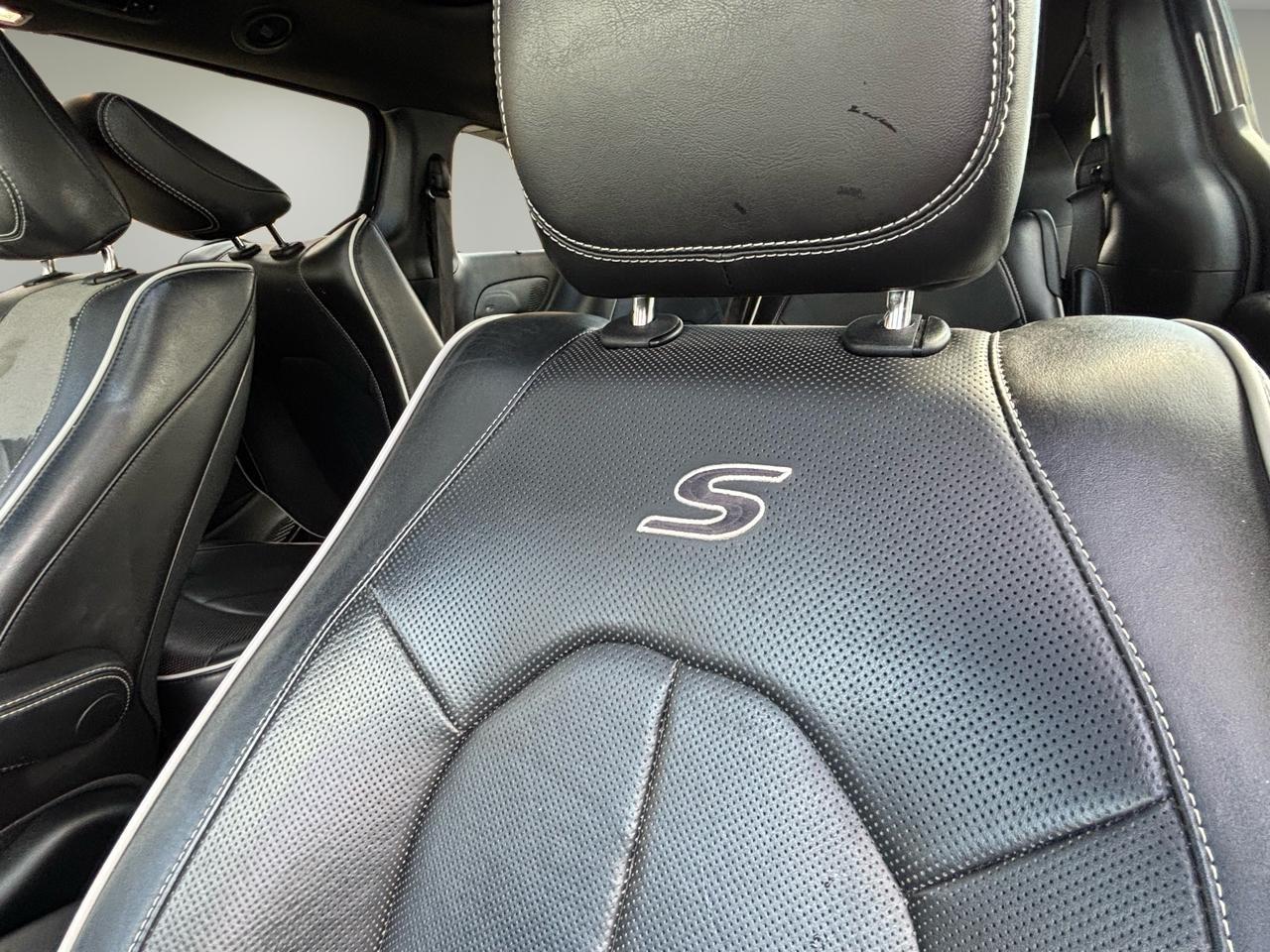 Chrysler Pacifica  2019