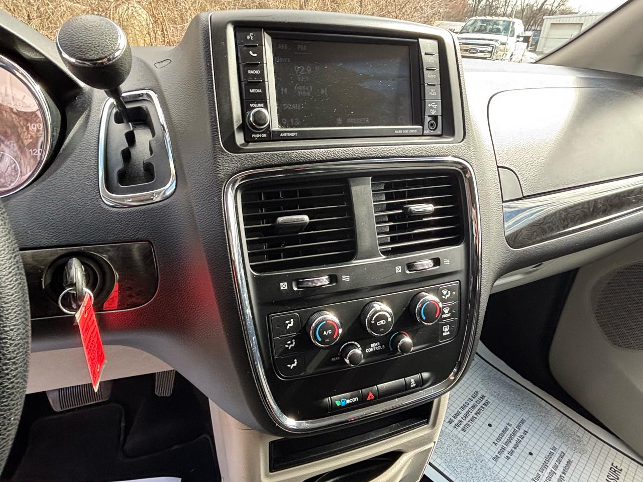 Dodge Grand Caravan SE 2019