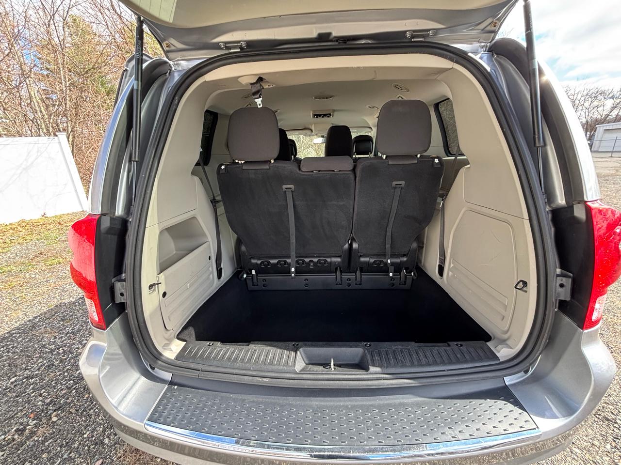 Dodge Grand Caravan SE 2019