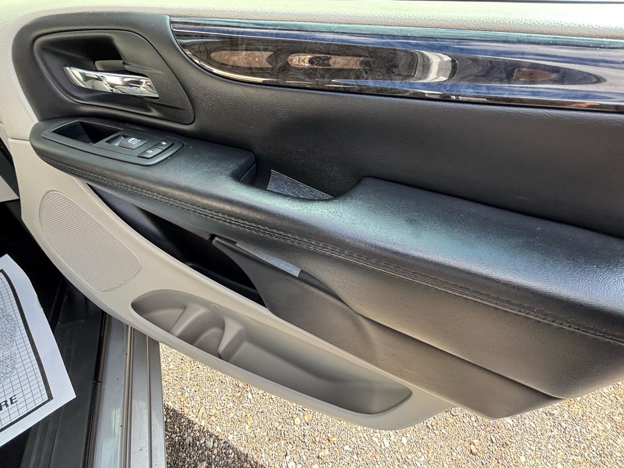 Dodge Grand Caravan SE 2019