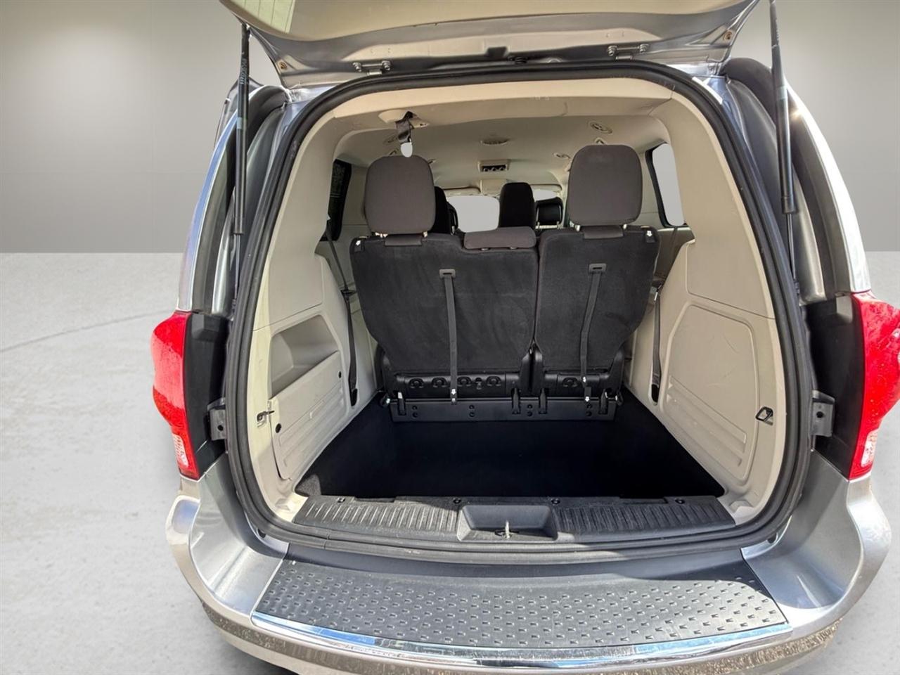 Dodge Grand Caravan SE 2019