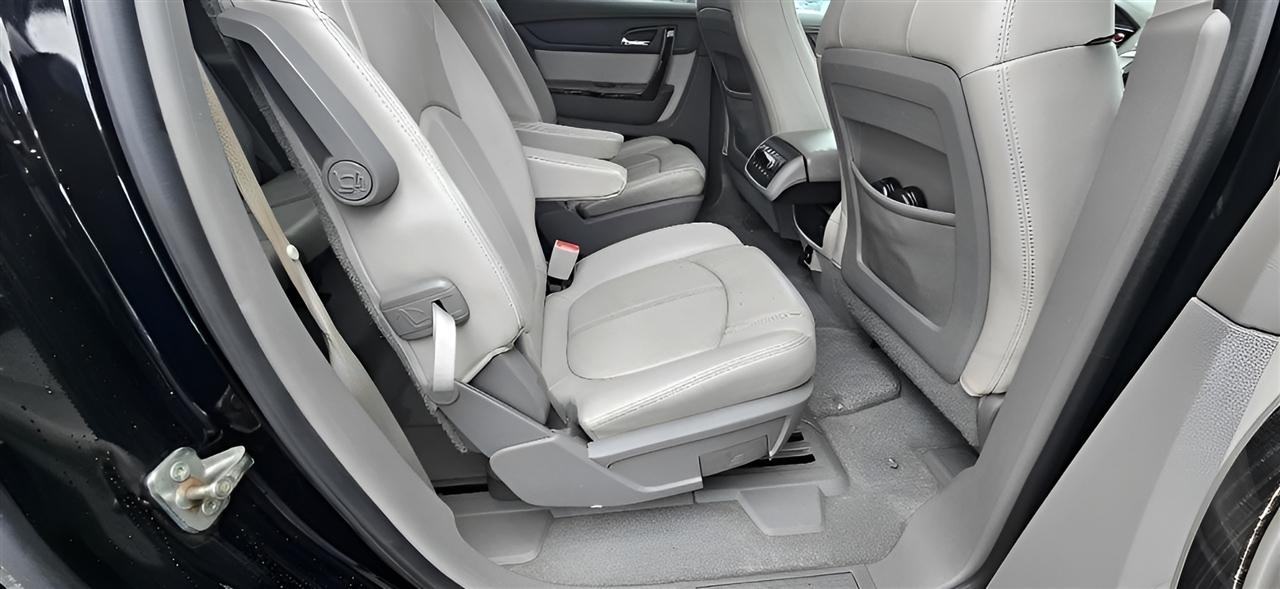 GMC Acadia AWD 4dr SLT w/SLT-1 2016