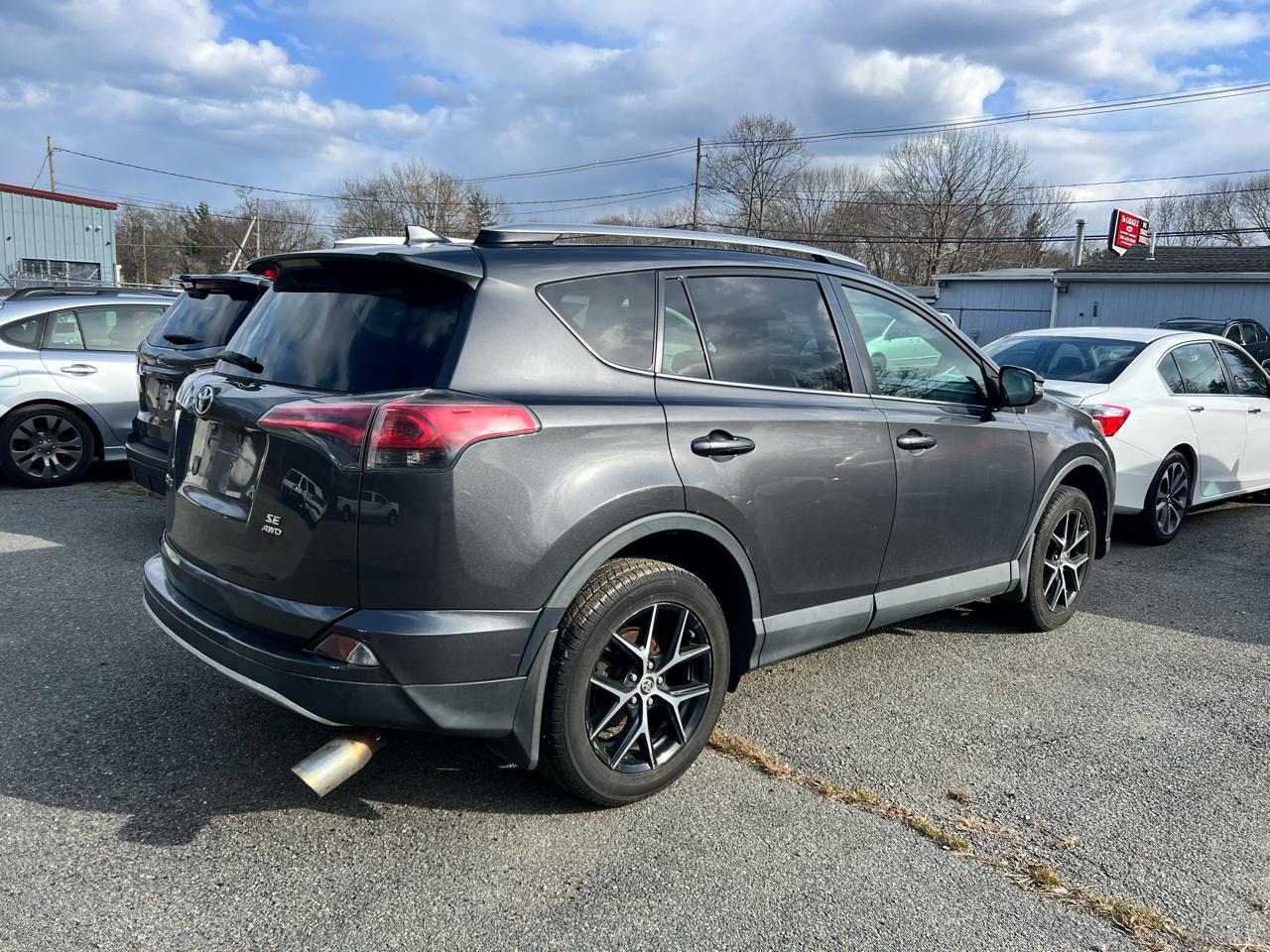 Toyota RAV4 AWD 4dr SE (Natl) 2016