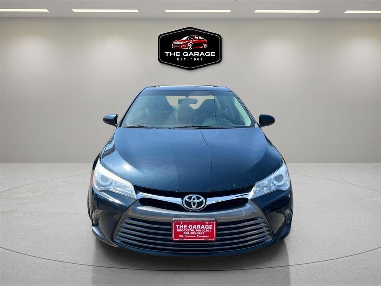 Toyota Camry  2016